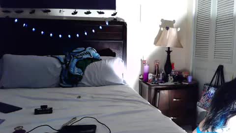 gothbaby305 online show from September 17, 6:37 am