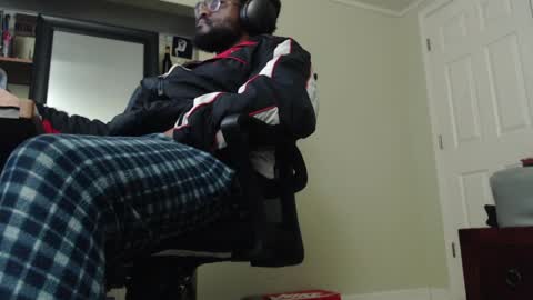 gothchocolate online show from April 4, 4:00 am