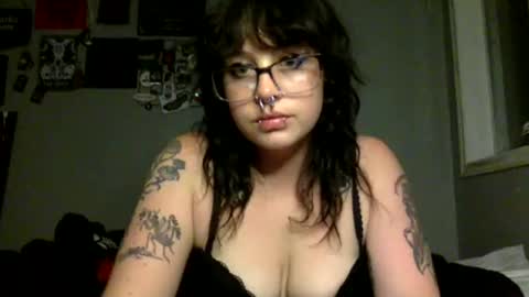 Goddessr0se online show from June 5, 3:46 am
