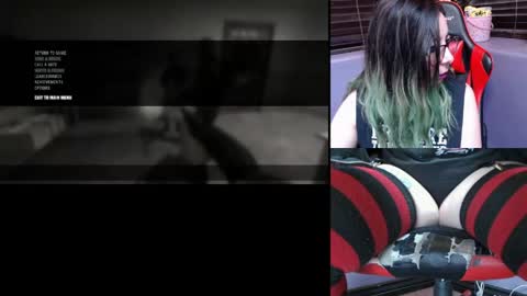 gothic_cutie online show from April 14, 8:04 pm