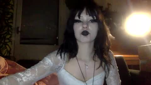 gothicangel333 online show from April 20, 8:21 pm