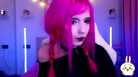 gothiclali online show from August 5, 12:46 am