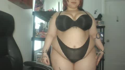 Snapshot of gothshawty101 chatting on May 20, 7:53 pm Lady Venus online show from May 20, 7:53 pm