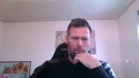 Snapshot of gottalop chatting on February 7, 2:32 pm gottalop online show from February 7, 2:32 pm