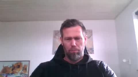 Snapshot of gottalop chatting on February 25, 2:05 pm gottalop online show from February 25, 2:05 pm