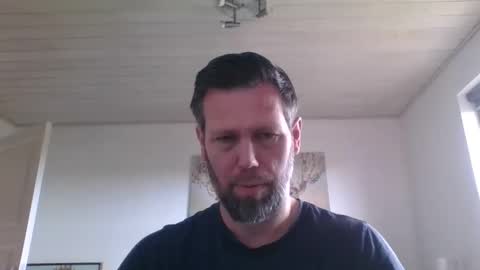 Snapshot of gottalop chatting on April 3, 10:02 am gottalop online show from April 3, 10:02 am