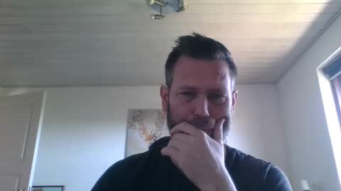 Snapshot of gottalop chatting on May 9, 9:14 am gottalop online show from May 9, 9:14 am
