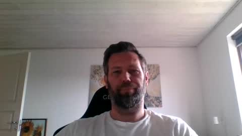 Snapshot of gottalop chatting on June 28, 9:15 am gottalop online show from June 28, 9:15 am