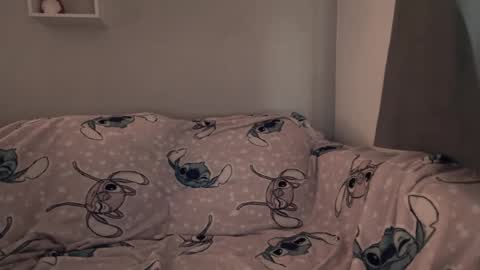 gottalovelatinas online show from December 5, 9:29 am