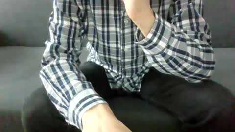 Snapshot of gr8goth chatting on December 5, 9:39 am Gr8goth online show from December 5, 9:39 am