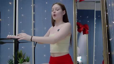 Grace online show from April 8, 1:33 pm