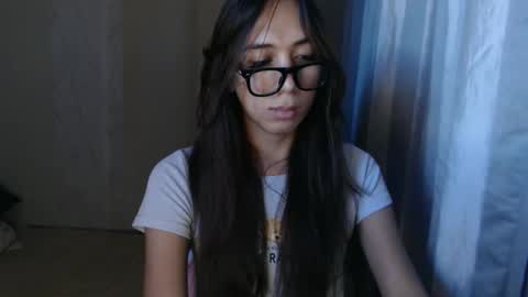 HoneyGrace online show from February 24, 4:21 am