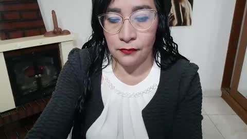 grace_mature_milf online show from April 13, 11:37 am