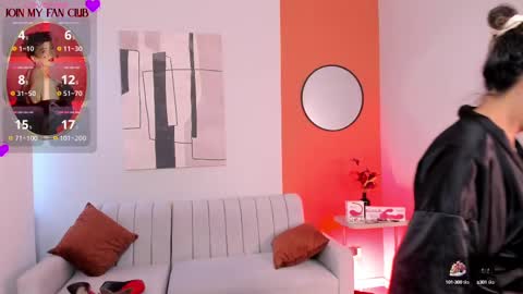 Zuly online show from September 16, 8:21 pm