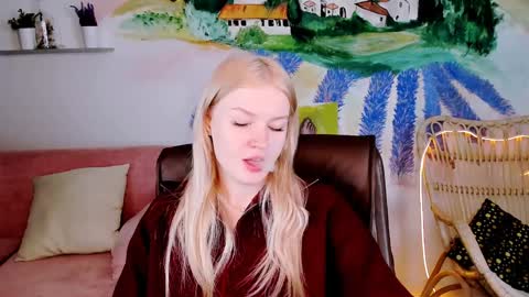 Snapshot of graceglamour chatting on January 18, 5:20 am Grace Glamour online show from January 18, 5:20 am
