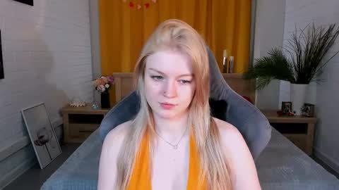Snapshot of graceglamour chatting on February 20, 5:12 am Grace Glamour online show from February 20, 5:12 am