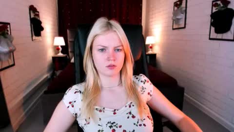 Snapshot of graceglamour chatting on September 15, 5:07 am Grace Glamour online show from September 15, 5:07 am