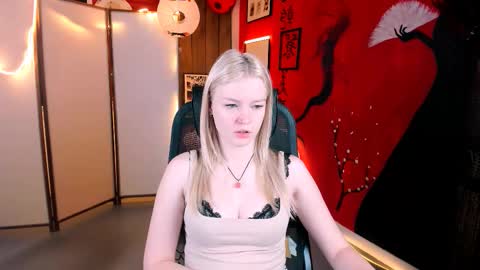 Snapshot of graceglamour chatting on October 14, 5:08 am Grace Glamour online show from October 14, 5:08 am