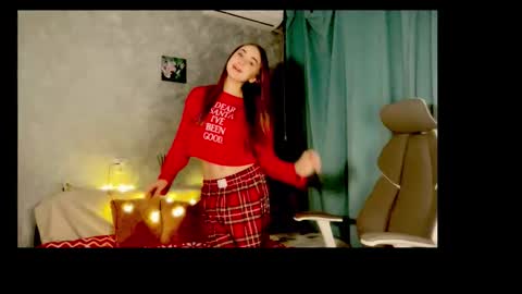 Snapshot of gracetorrezz chatting on December 18, 11:00 pm gracetorrezz online show from December 18, 11:00 pm