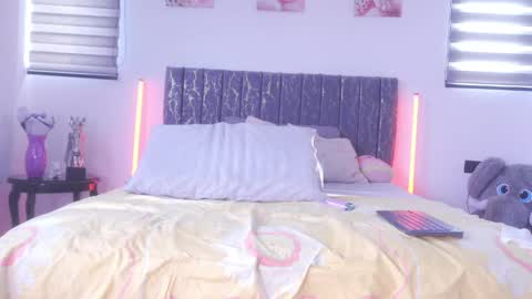 GRECIADOMM555 online show from March 26, 9:20 pm