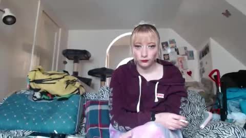 gracielynne1989 online show from April 20, 9:27 pm