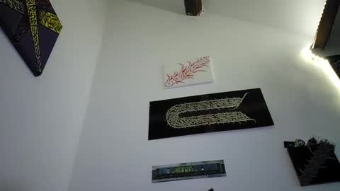 Snapshot of graff4 chatting on January 3, 7:07 pm Smallcom online show from January 3, 7:07 pm