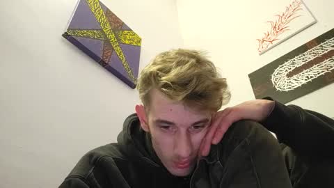 Snapshot of graff4 chatting on February 12, 3:07 am Smallcom online show from February 12, 3:07 am