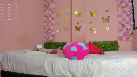 Mi Name is violeta  online show from February 28, 12:06 pm