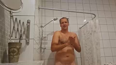 grattitude online show from April 11, 1:54 am