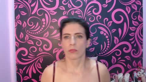 Isabella online show from May 31, 6:09 pm