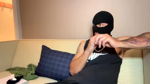 Snapshot of greatwhiteviper chatting on September 23, 3:15 pm greatwhiteviper online show from September 23, 3:15 pm