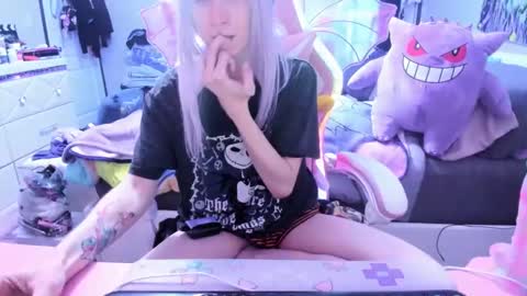 GreenEyedLovexo online show from February 7, 11:24 pm