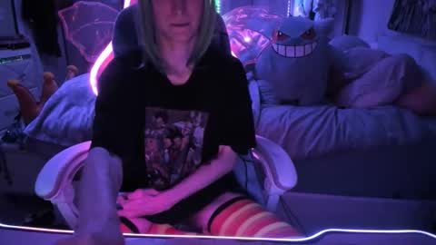 GreenEyedLovexo online show from October 25, 5:48 am