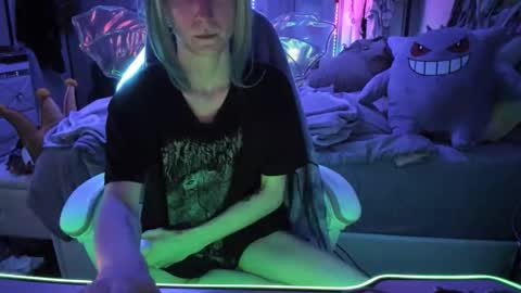 GreenEyedLovexo online show from November 4, 5:50 am