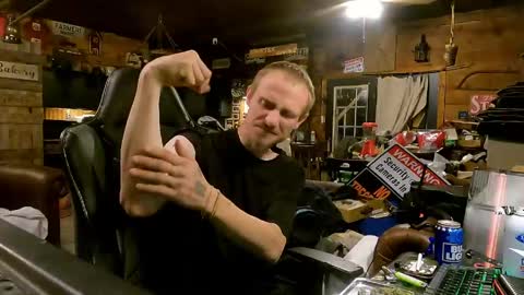 Greenlungs8195 online show from May 24, 6:07 am