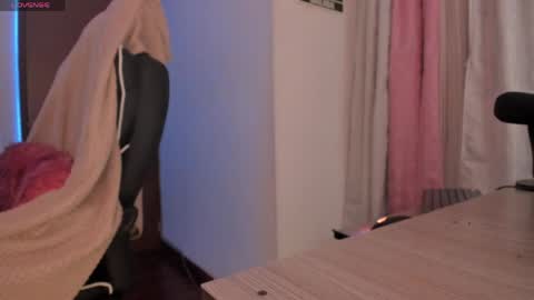 Medussa online show from March 31, 2:13 am