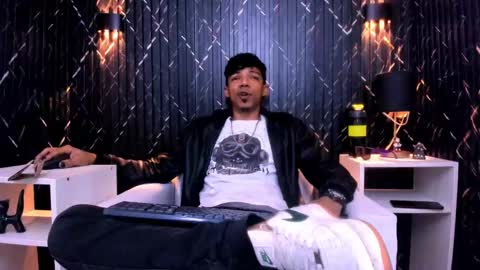 GregorySforza online show from November 1, 12:18 pm