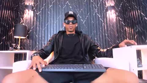 GregorySforza online show from February 14, 7:10 pm