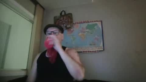 Snapshot of gregrev chatting on January 17, 4:17 am gregrev online show from January 17, 4:17 am