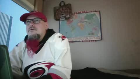 Snapshot of gregrev chatting on January 26, 12:26 am gregrev online show from January 26, 12:26 am
