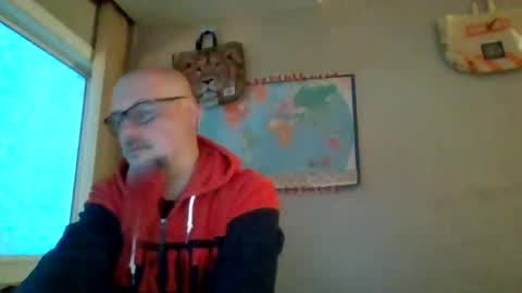 Snapshot of gregrev chatting on December 13, 11:43 pm gregrev online show from December 13, 11:43 pm