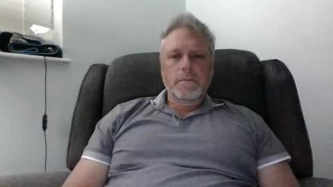 mmm hmmm online show from November 9, 1:48 am