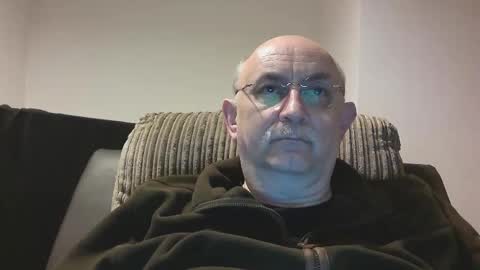 Master  Sir online show from February 6, 9:18 pm