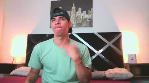 Benjamin online show from April 9, 3:06 am