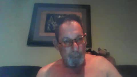Snapshot of greybeard6868 chatting on December 5, 5:15 am greybeard6868 online show from December 5, 5:15 am