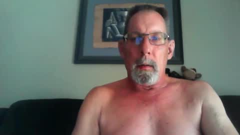 Snapshot of greybeard6868 chatting on December 28, 11:59 pm greybeard6868 online show from December 28, 11:59 pm