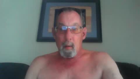 Snapshot of greybeard6868 chatting on March 10, 1:01 am greybeard6868 online show from March 10, 1:01 am
