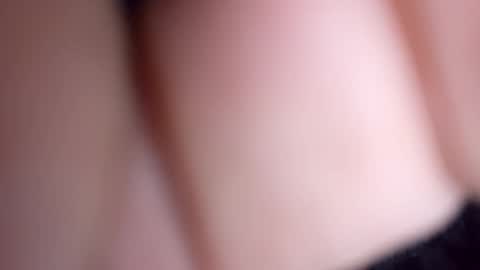 Snapshot of greyeyes94 chatting on November 11, 1:16 am greyeyes94 online show from November 11, 1:16 am