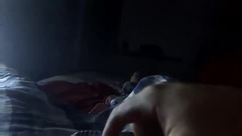 Snapshot of greyeyes94 chatting on December 20, 1:56 am greyeyes94 online show from December 20, 1:56 am