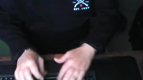 greyghost04 online show from April 27, 4:32 am